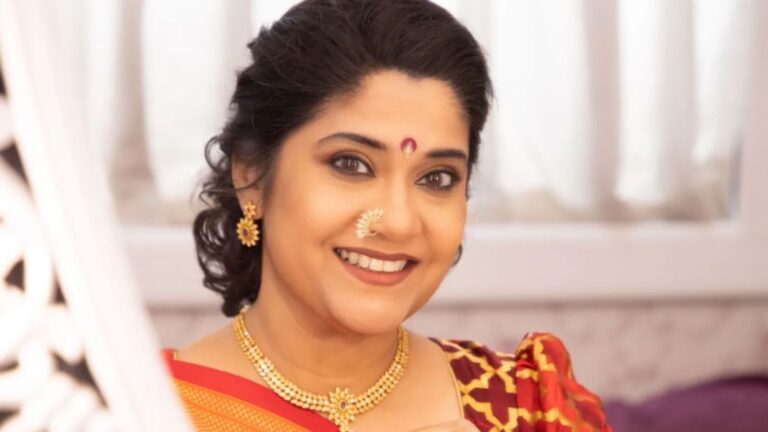 Read more about the article Renuka Shahane